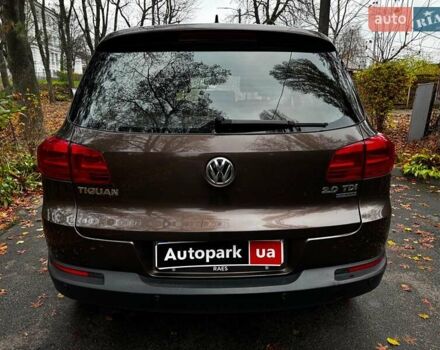 Коричневый Фольксваген Тигуан, объемом двигателя 2 л и пробегом 351 тыс. км за 13490 $, фото 6 на Automoto.ua