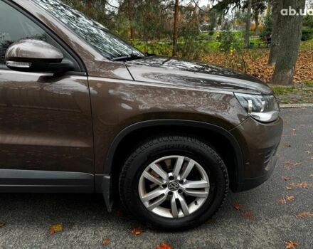 Коричневый Фольксваген Тигуан, объемом двигателя 2 л и пробегом 351 тыс. км за 13490 $, фото 4 на Automoto.ua