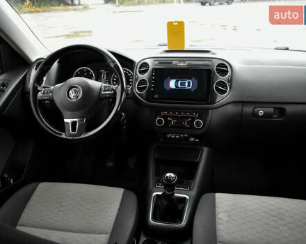 Коричневый Фольксваген Тигуан, объемом двигателя 1.97 л и пробегом 300 тыс. км за 13800 $, фото 21 на Automoto.ua