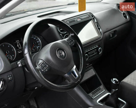 Коричневый Фольксваген Тигуан, объемом двигателя 1.97 л и пробегом 300 тыс. км за 13800 $, фото 14 на Automoto.ua