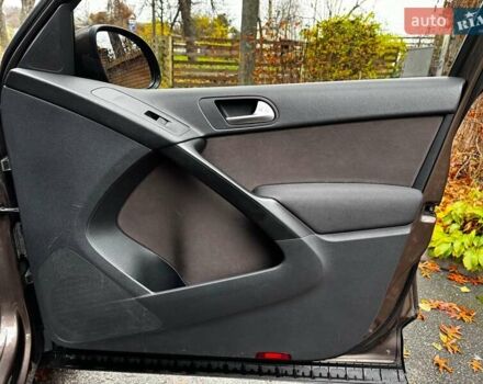 Коричневый Фольксваген Тигуан, объемом двигателя 2 л и пробегом 351 тыс. км за 13490 $, фото 29 на Automoto.ua