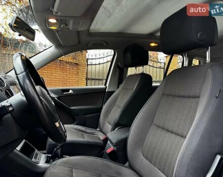 Коричневый Фольксваген Тигуан, объемом двигателя 2 л и пробегом 351 тыс. км за 13490 $, фото 22 на Automoto.ua