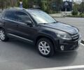 Коричневый Фольксваген Тигуан, объемом двигателя 2 л и пробегом 150 тыс. км за 14000 $, фото 1 на Automoto.ua