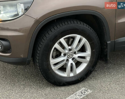 Коричневый Фольксваген Тигуан, объемом двигателя 2 л и пробегом 251 тыс. км за 13500 $, фото 13 на Automoto.ua