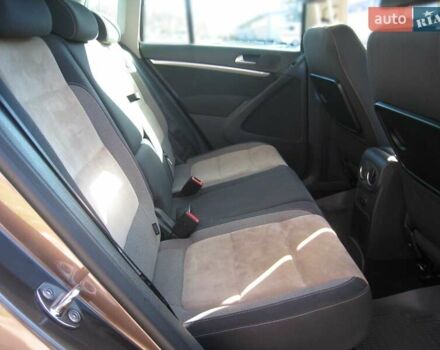 Коричневий Фольксваген Тігуан, об'ємом двигуна 2 л та пробігом 96 тис. км за 16700 $, фото 8 на Automoto.ua