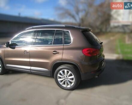 Коричневий Фольксваген Тігуан, об'ємом двигуна 2 л та пробігом 96 тис. км за 16700 $, фото 2 на Automoto.ua