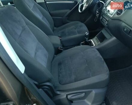 Коричневый Фольксваген Тигуан, объемом двигателя 1.97 л и пробегом 207 тыс. км за 13300 $, фото 23 на Automoto.ua