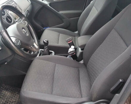 Коричневий Фольксваген Тігуан, об'ємом двигуна 2 л та пробігом 175 тис. км за 14950 $, фото 14 на Automoto.ua