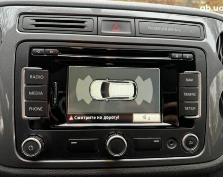 Коричневый Фольксваген Тигуан, объемом двигателя 2 л и пробегом 351 тыс. км за 13490 $, фото 17 на Automoto.ua