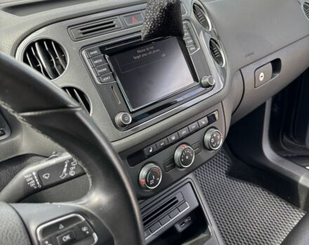 Коричневый Фольксваген Тигуан, объемом двигателя 2 л и пробегом 150 тыс. км за 14000 $, фото 6 на Automoto.ua