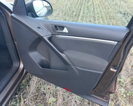 Коричневый Фольксваген Тигуан, объемом двигателя 2 л и пробегом 207 тыс. км за 13300 $, фото 18 на Automoto.ua