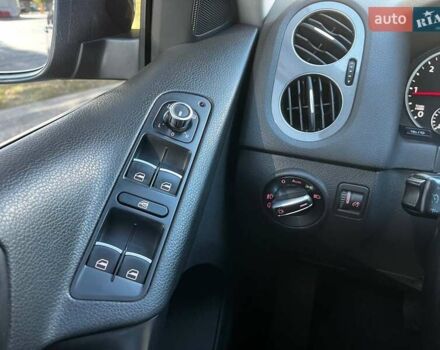 Коричневый Фольксваген Тигуан, объемом двигателя 1.97 л и пробегом 175 тыс. км за 17498 $, фото 16 на Automoto.ua