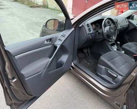 Фольксваген Тигуан 2013 в Киеве на Automoto.ua Коричневый Фольксваген Тигуан, объемом двигателя 1.99 л и пробегом 177 тыс. км за 15999 $, фото 30 на Automoto.ua