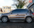 Коричневый Фольксваген Тигуан, объемом двигателя 2 л и пробегом 235 тыс. км за 15900 $, фото 4 на Automoto.ua