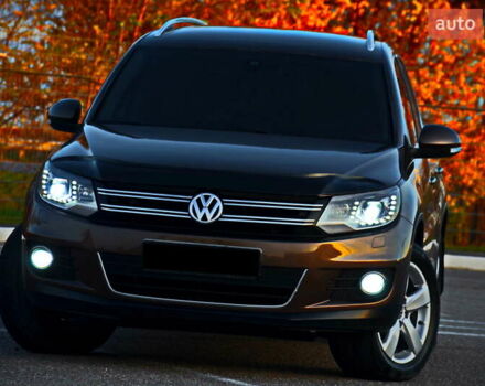 Коричневий Фольксваген Тігуан, об'ємом двигуна 2 л та пробігом 149 тис. км за 14700 $, фото 4 на Automoto.ua