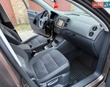 Фольксваген Тигуан 2013 в Киеве на Automoto.ua Коричневый Фольксваген Тигуан, объемом двигателя 1.99 л и пробегом 177 тыс. км за 15999 $, фото 37 на Automoto.ua