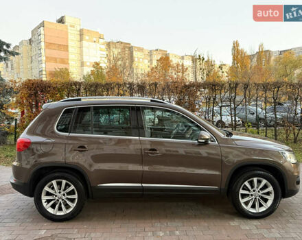 Коричневий Фольксваген Тігуан, об'ємом двигуна 1.97 л та пробігом 168 тис. км за 15990 $, фото 3 на Automoto.ua