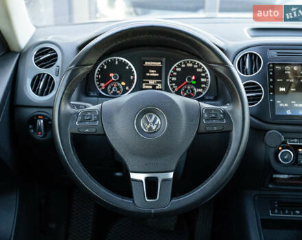 Коричневый Фольксваген Тигуан, объемом двигателя 2 л и пробегом 235 тыс. км за 15900 $, фото 13 на Automoto.ua