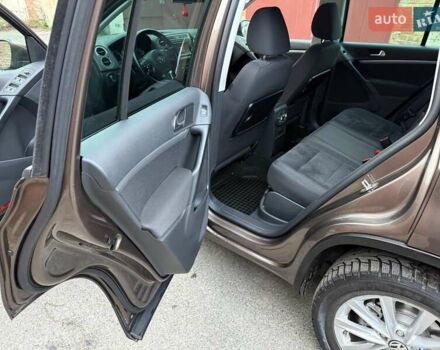 Фольксваген Тигуан 2013 в Киеве на Automoto.ua Коричневый Фольксваген Тигуан, объемом двигателя 1.99 л и пробегом 177 тыс. км за 15999 $, фото 31 на Automoto.ua