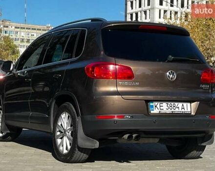 Коричневый Фольксваген Тигуан, объемом двигателя 1.97 л и пробегом 175 тыс. км за 17498 $, фото 4 на Automoto.ua