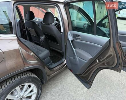 Фольксваген Тигуан 2013 в Киеве на Automoto.ua Коричневый Фольксваген Тигуан, объемом двигателя 1.99 л и пробегом 177 тыс. км за 15999 $, фото 33 на Automoto.ua