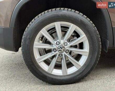 Фольксваген Тигуан 2013 в Киеве на Automoto.ua Коричневый Фольксваген Тигуан, объемом двигателя 1.99 л и пробегом 177 тыс. км за 15999 $, фото 61 на Automoto.ua