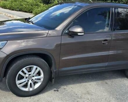 Коричневый Фольксваген Тигуан, объемом двигателя 1.97 л и пробегом 230 тыс. км за 13500 $, фото 2 на Automoto.ua