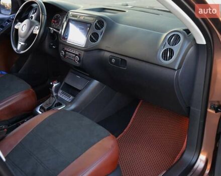 Коричневий Фольксваген Тігуан, об'ємом двигуна 2 л та пробігом 149 тис. км за 14700 $, фото 8 на Automoto.ua