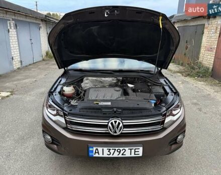 Фольксваген Тигуан 2013 в Киеве на Automoto.ua Коричневый Фольксваген Тигуан, объемом двигателя 1.99 л и пробегом 177 тыс. км за 15999 $, фото 56 на Automoto.ua