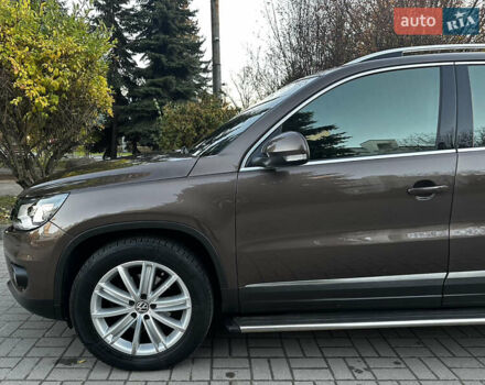 Коричневий Фольксваген Тігуан, об'ємом двигуна 2 л та пробігом 200 тис. км за 16650 $, фото 30 на Automoto.ua