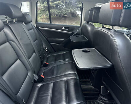 Коричневий Фольксваген Тігуан, об'ємом двигуна 2 л та пробігом 200 тис. км за 16650 $, фото 56 на Automoto.ua