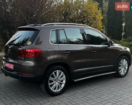 Коричневий Фольксваген Тігуан, об'ємом двигуна 2 л та пробігом 200 тис. км за 16650 $, фото 9 на Automoto.ua