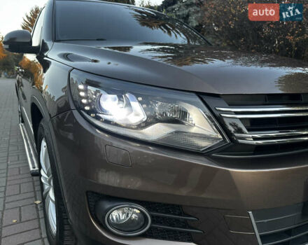 Коричневий Фольксваген Тігуан, об'ємом двигуна 2 л та пробігом 200 тис. км за 16650 $, фото 36 на Automoto.ua