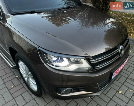 Коричневий Фольксваген Тігуан, об'ємом двигуна 2 л та пробігом 200 тис. км за 16650 $, фото 23 на Automoto.ua