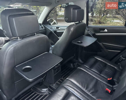 Коричневий Фольксваген Тігуан, об'ємом двигуна 2 л та пробігом 200 тис. км за 16650 $, фото 54 на Automoto.ua