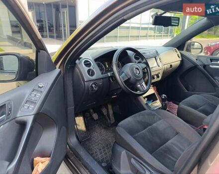 Коричневий Фольксваген Тігуан, об'ємом двигуна 2 л та пробігом 114 тис. км за 16900 $, фото 8 на Automoto.ua