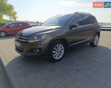 Коричневий Фольксваген Тігуан, об'ємом двигуна 2 л та пробігом 114 тис. км за 16900 $, фото 6 на Automoto.ua