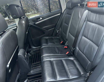 Коричневий Фольксваген Тігуан, об'ємом двигуна 2 л та пробігом 200 тис. км за 16650 $, фото 55 на Automoto.ua