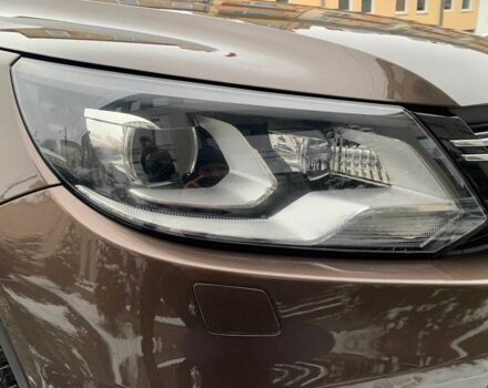 Коричневый Фольксваген Тигуан, объемом двигателя 2 л и пробегом 160 тыс. км за 16800 $, фото 9 на Automoto.ua