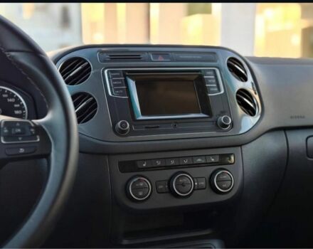 Коричневий Фольксваген Тігуан, об'ємом двигуна 2 л та пробігом 186 тис. км за 13850 $, фото 15 на Automoto.ua