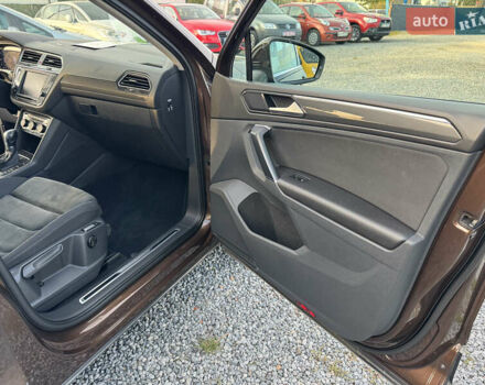 Коричневый Фольксваген Тигуан, объемом двигателя 1.97 л и пробегом 156 тыс. км за 24900 $, фото 63 на Automoto.ua