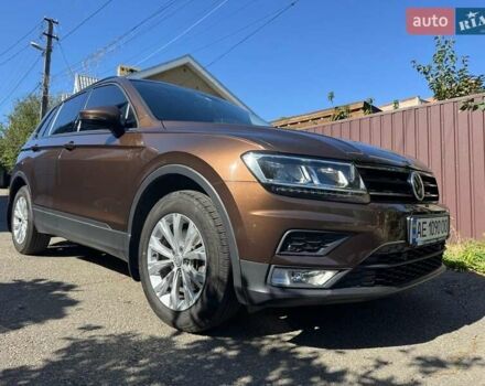 Коричневый Фольксваген Тигуан, объемом двигателя 1.97 л и пробегом 55 тыс. км за 29000 $, фото 2 на Automoto.ua