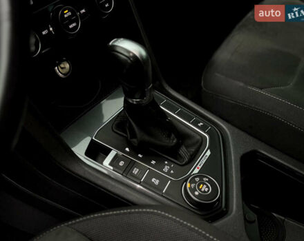 Коричневый Фольксваген Тигуан, объемом двигателя 1.97 л и пробегом 205 тыс. км за 19990 $, фото 16 на Automoto.ua