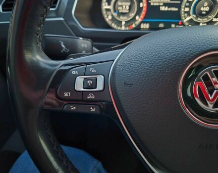 Коричневый Фольксваген Тигуан, объемом двигателя 2 л и пробегом 280 тыс. км за 22800 $, фото 4 на Automoto.ua