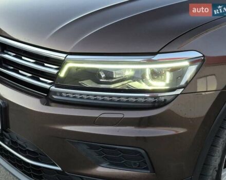 Коричневий Фольксваген Тігуан, об'ємом двигуна 1.97 л та пробігом 280 тис. км за 22200 $, фото 7 на Automoto.ua