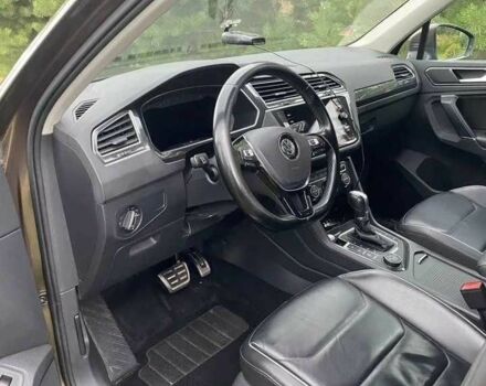 Коричневий Фольксваген Тігуан, об'ємом двигуна 0 л та пробігом 86 тис. км за 10500 $, фото 9 на Automoto.ua