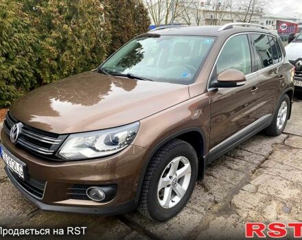 Коричневый Фольксваген Тигуан, объемом двигателя 2 л и пробегом 268 тыс. км за 14000 $, фото 1 на Automoto.ua