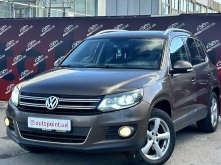 Коричневий Фольксваген Тігуан, об'ємом двигуна 1.97 л та пробігом 208 тис. км за 12700 $, фото 1 на Automoto.ua