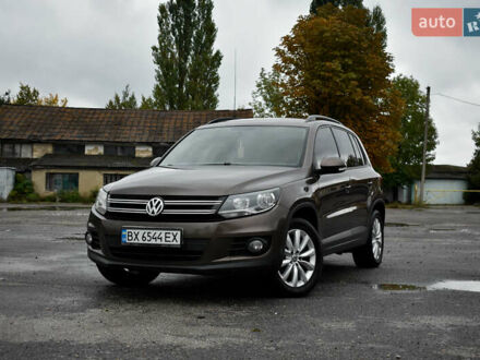 Коричневий Фольксваген Тігуан, об'ємом двигуна 1.97 л та пробігом 300 тис. км за 13800 $, фото 1 на Automoto.ua