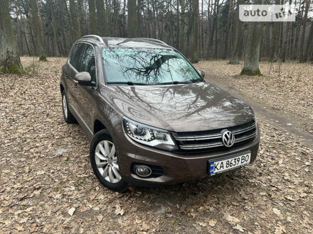 Фольксваген Тігуан 2013 у Фастове на Automoto.ua Коричневий Фольксваген Тігуан, об'ємом двигуна 2 л та пробігом 179 тис. км за 15700 $, фото 1 на Automoto.ua